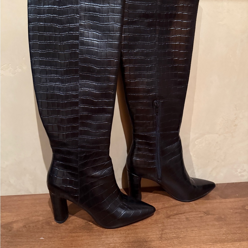Aqua Black Croc Embossed Heeled Boots